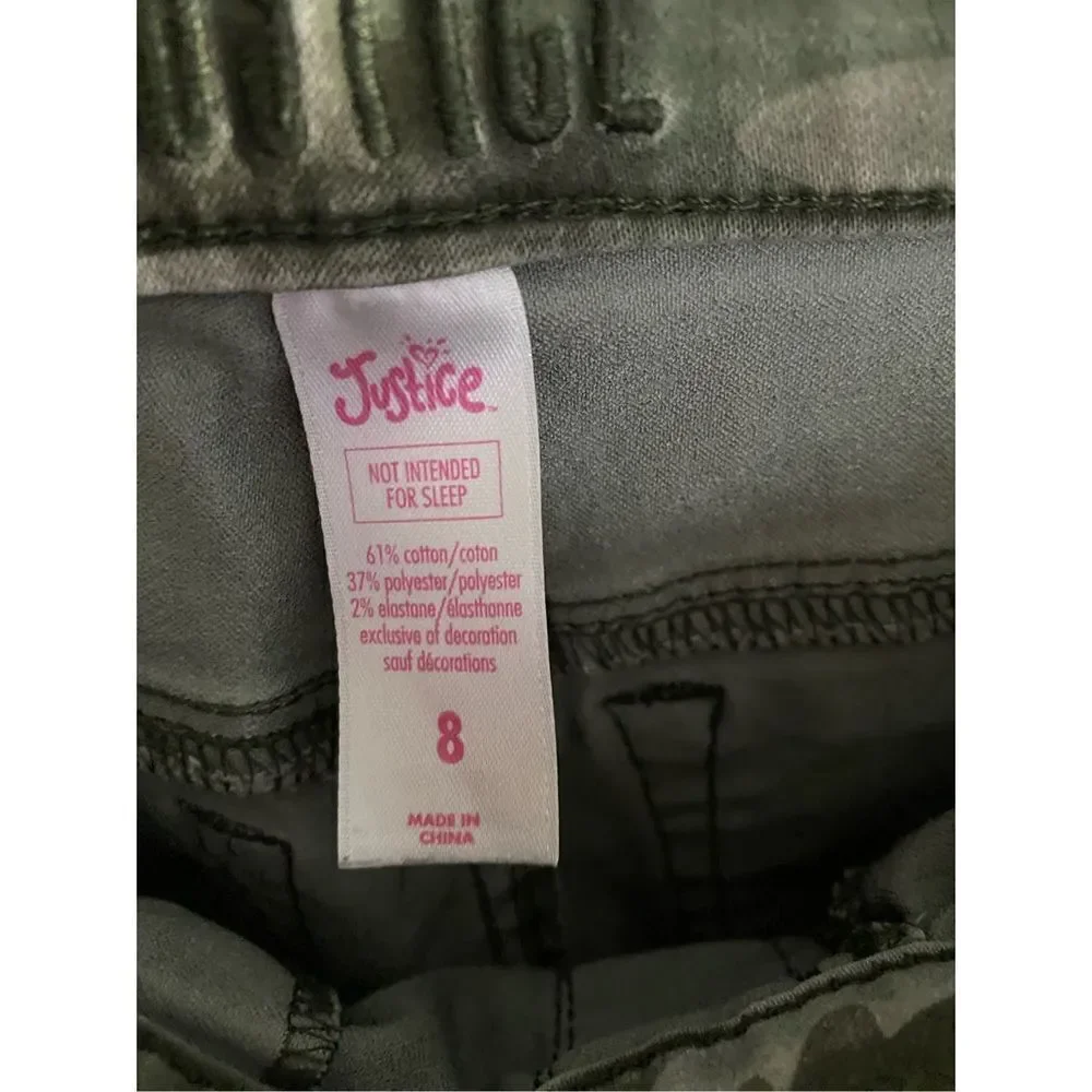 Justice girls, green camo stretch, cargo jeans, size 8
